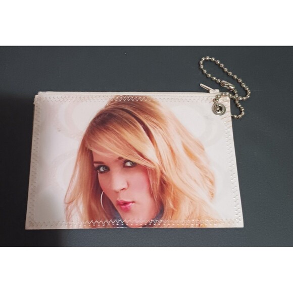 Purse - Picture 2 of 2